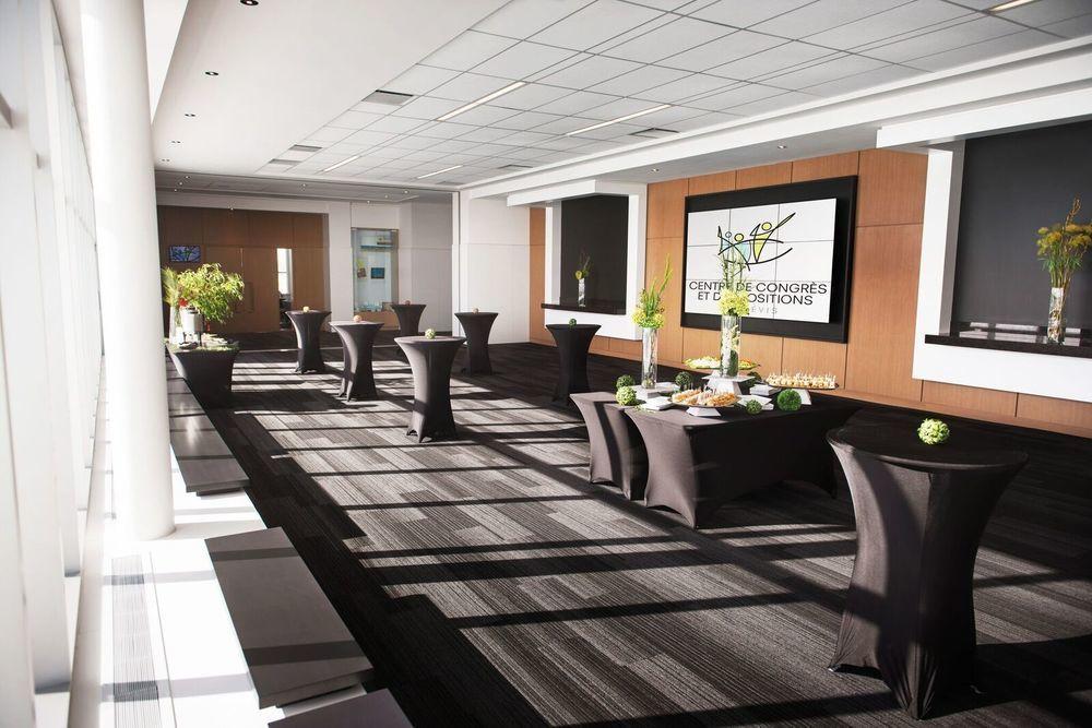 Four Points By Sheraton Levis Convention Centre Bagian luar foto