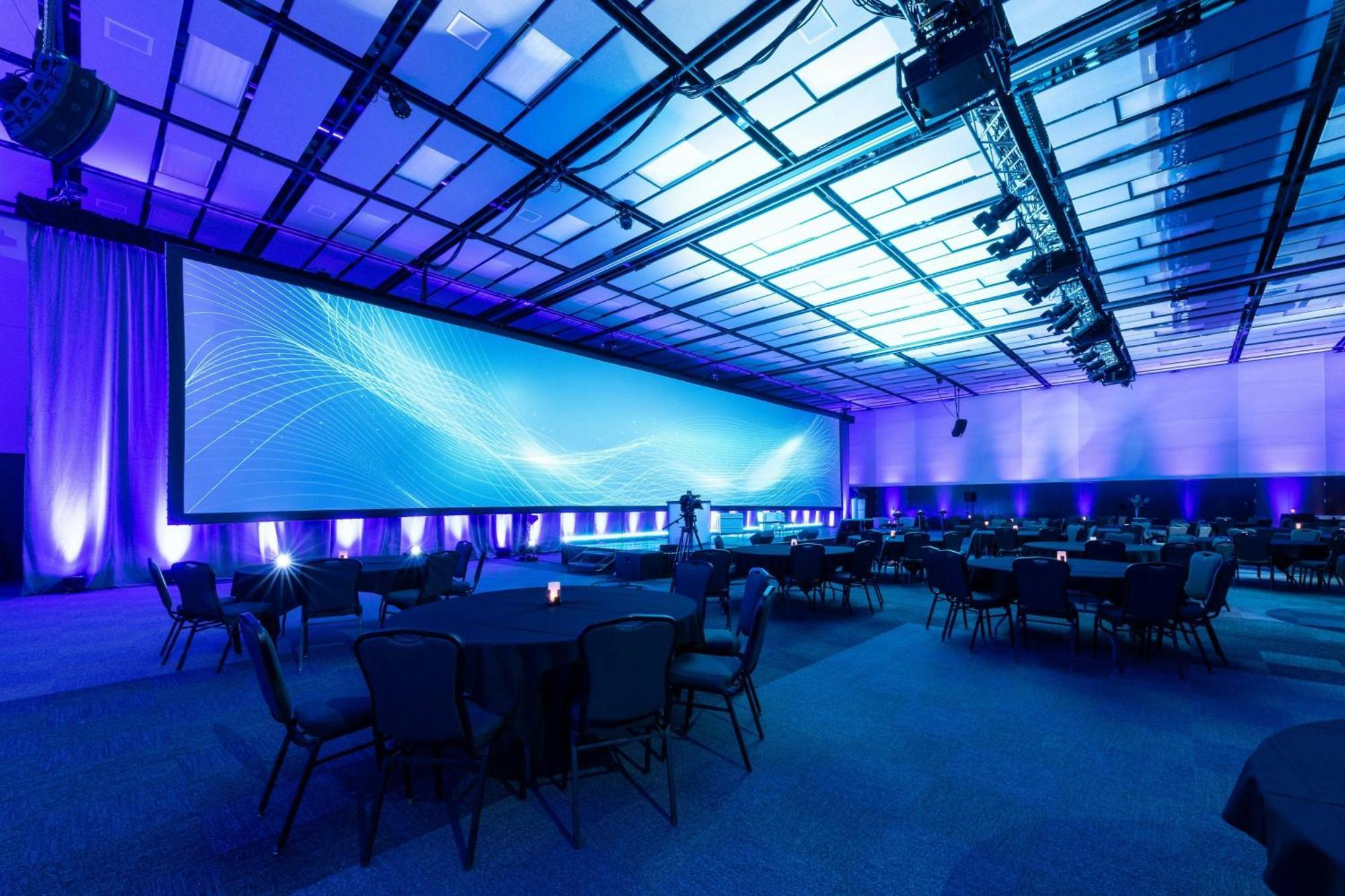 Four Points By Sheraton Levis Convention Centre Bagian luar foto